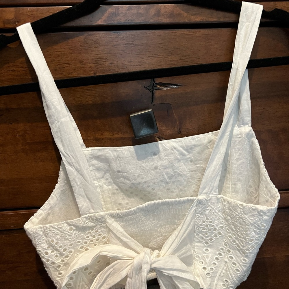 Free people eyelet crop top - never been worn